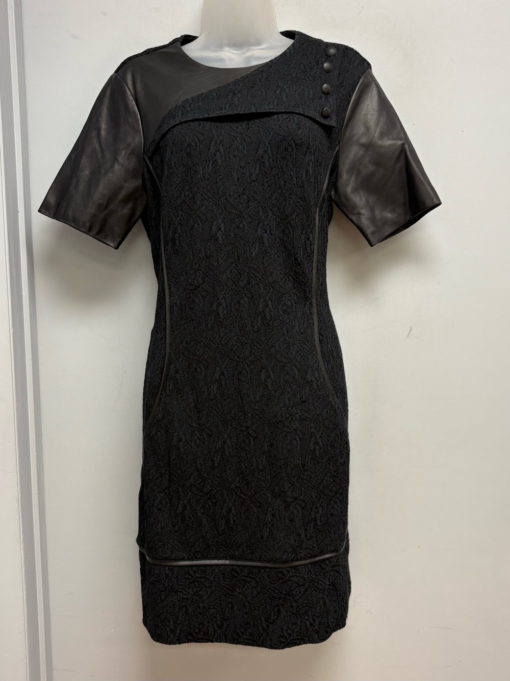 Marchesa Voyage Black Textured Sheath Dress With Leather Sleeves & Trim